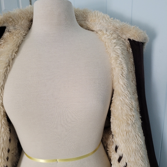 Coat. Faux suede/Fur Liz Claiborne Coat - Picture 8 of 9
